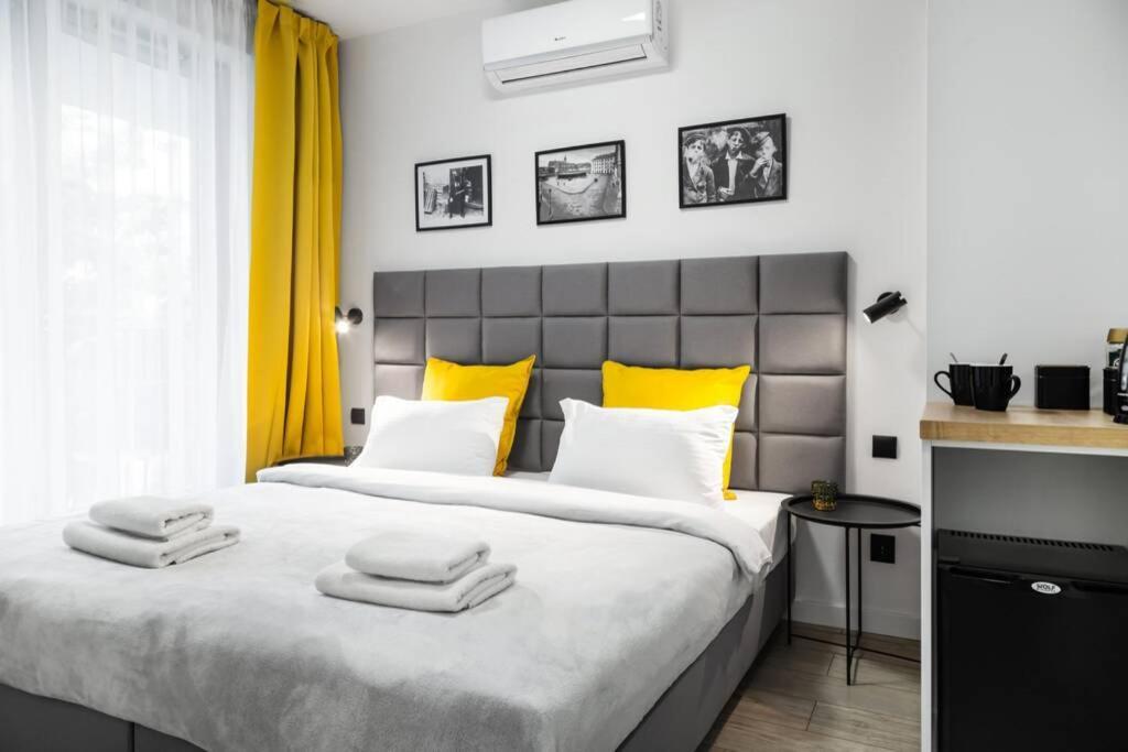 Househost Apartment: Miodowa 42/8a Street Cracovia