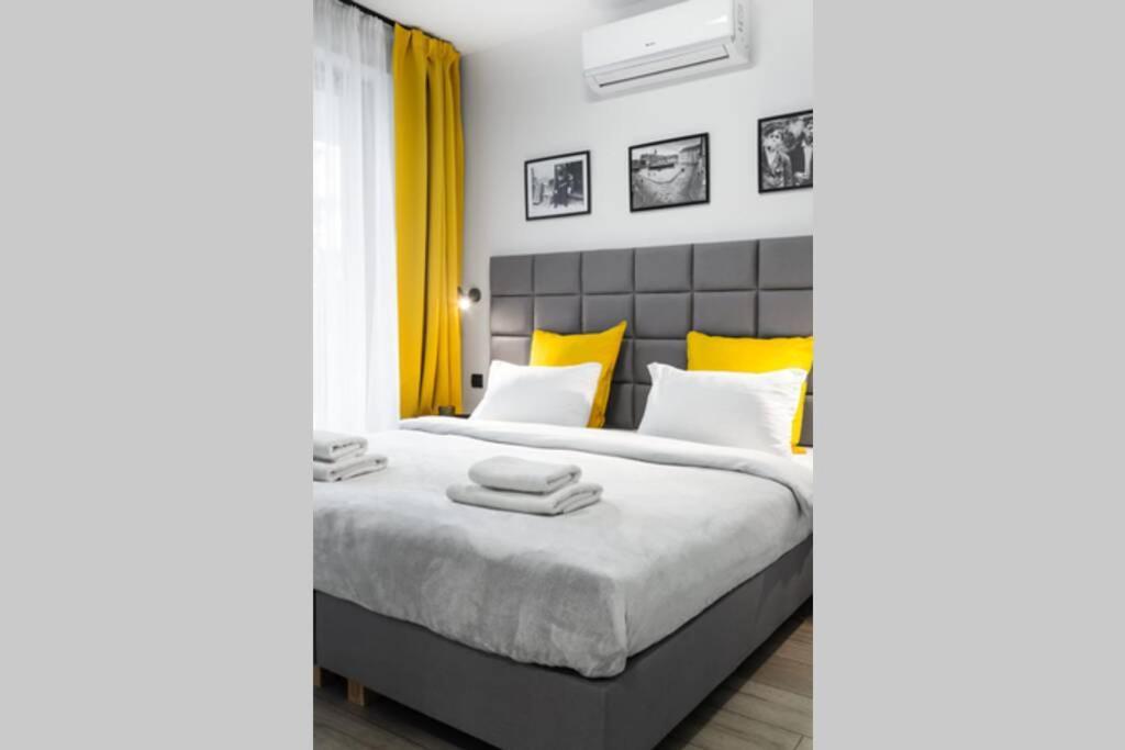 Househost Apartment: Miodowa 42/8a Street Appartamento *